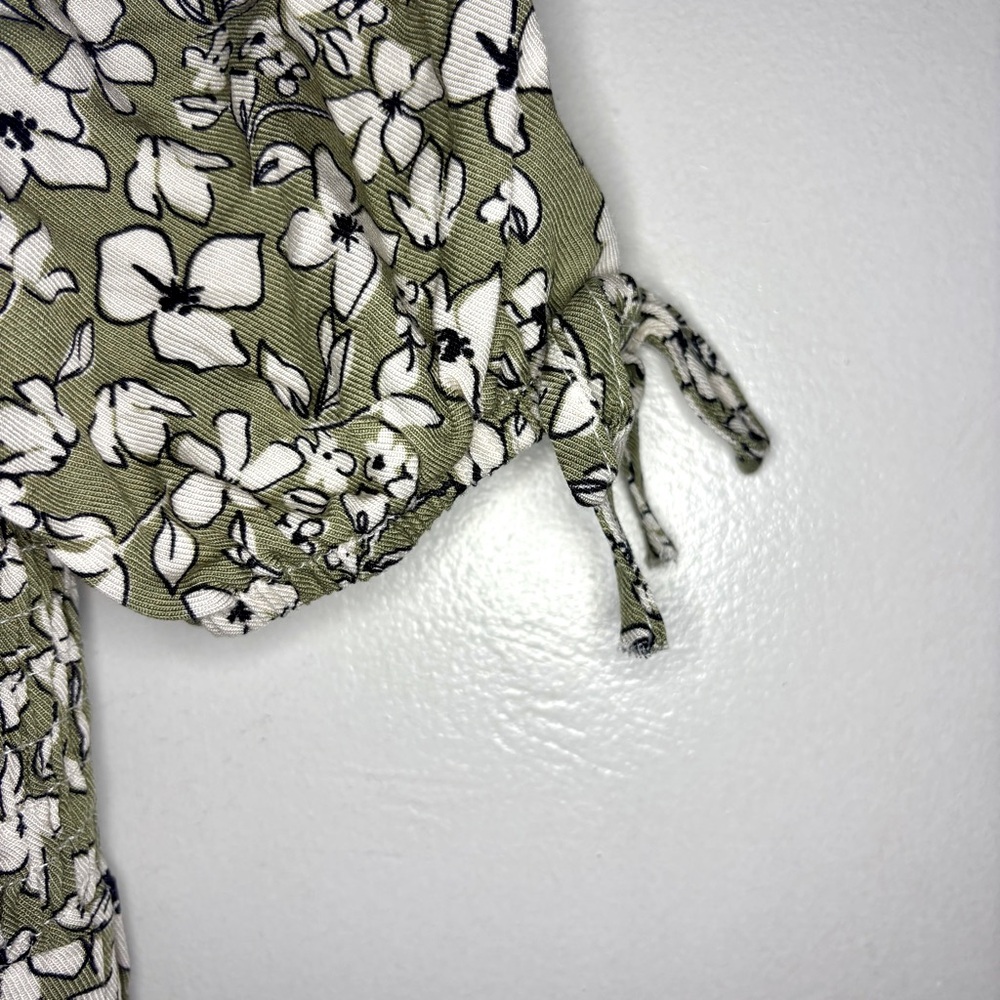New Jessica Simpson Jump Suit Romper - Picture 5 of 5
